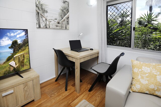 市内に近い簡単な地下室ユニット 4