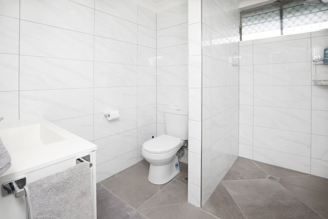 市内に近い簡単な地下室ユニット 4