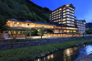 山形県あつみ温泉 萬国屋