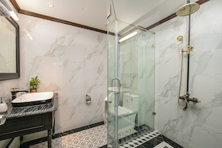 メディア セントラル ホテル & スパ