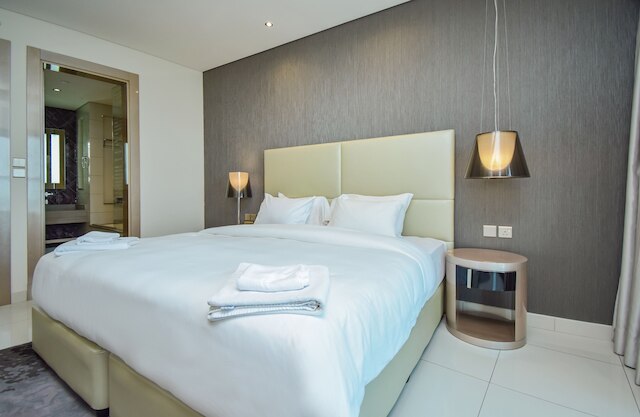 ビジネスベイ パラマウントタワーズ 1ベッドルーム