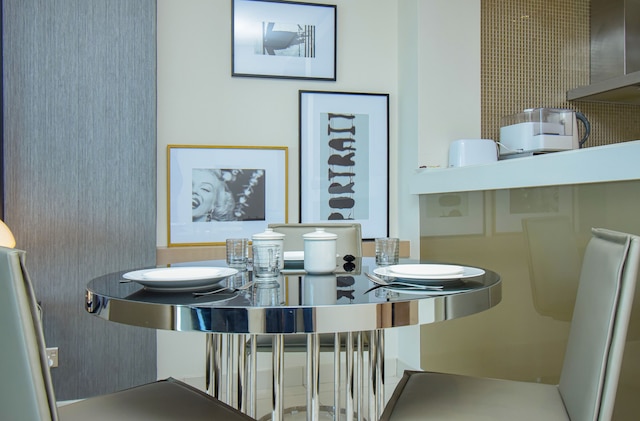 ビジネスベイ パラマウントタワーズ 1ベッドルーム