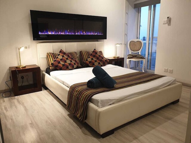 セントジュリアンズのビーチ近くのプール付きアパート