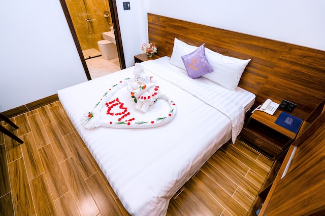 ヒューゴールデンイントホテル