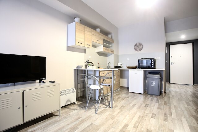 GKエルモウストラート