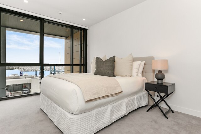 モダン・オアシス・イン・ウィニヤード・クオーター