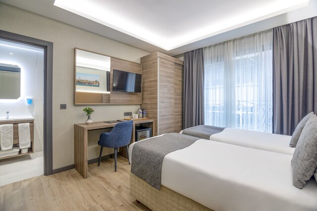 THE OMIYA（ザ・オオミヤ）