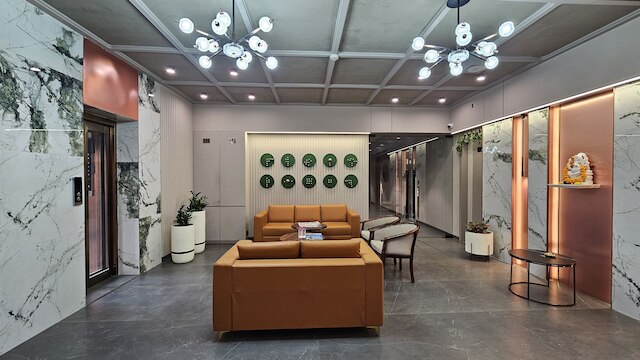 エイプリコット モテラ