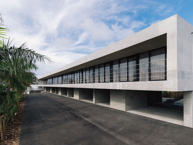 BOSCO Yomitan Resort Condminium