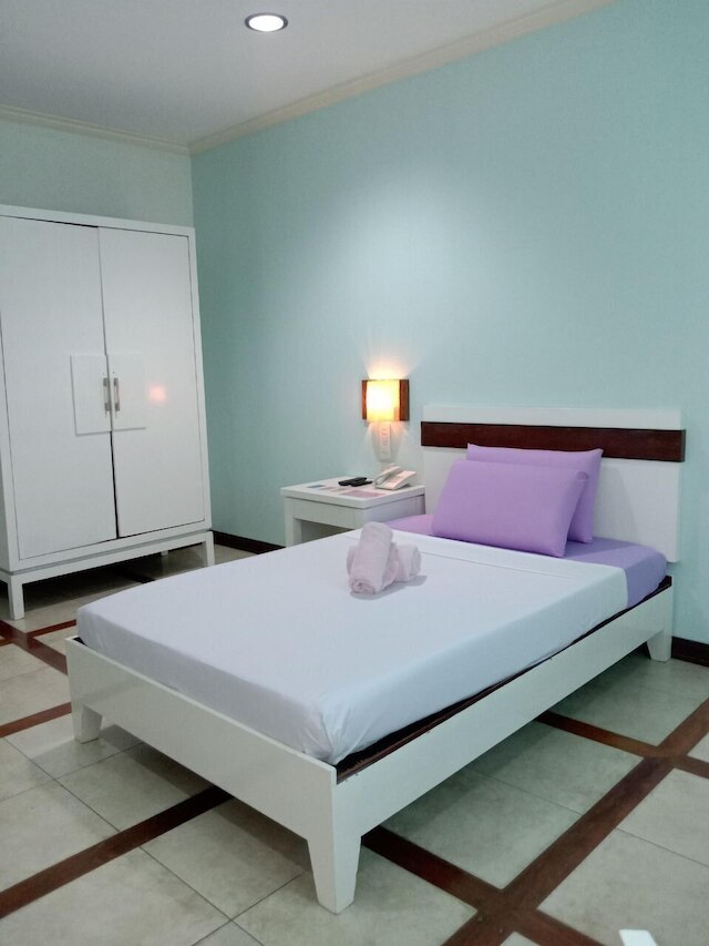 ジ・インズ・バコロッド・バイ・ジ・オリエンタル