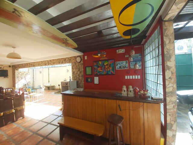 OYO 916 エンジェルズ ボードルームズ