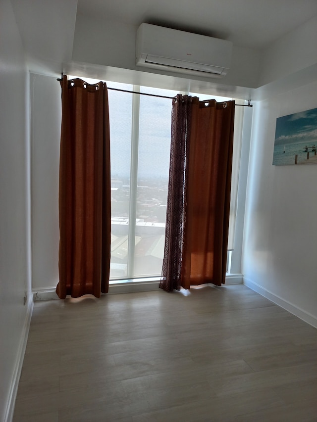 アズールコンドテル