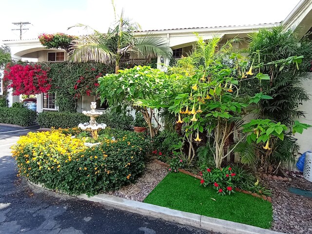 ダイナスティスイートサンタフェスプリングス