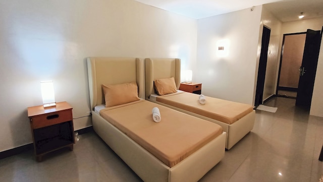 グランドエミリアホテル