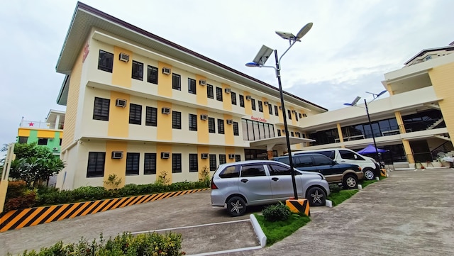 グランドエミリアホテル