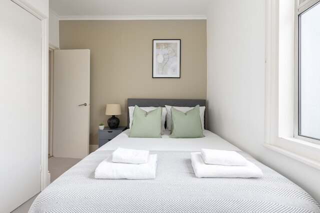 アメージング フラット イン バタシー