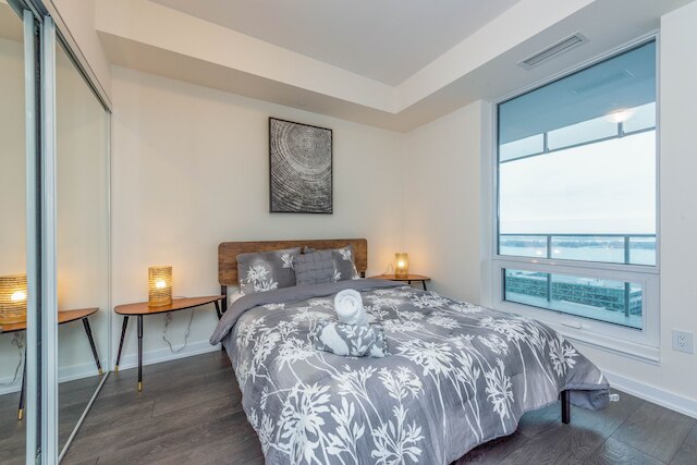 プランユアステイ - トロントハーバーフロント