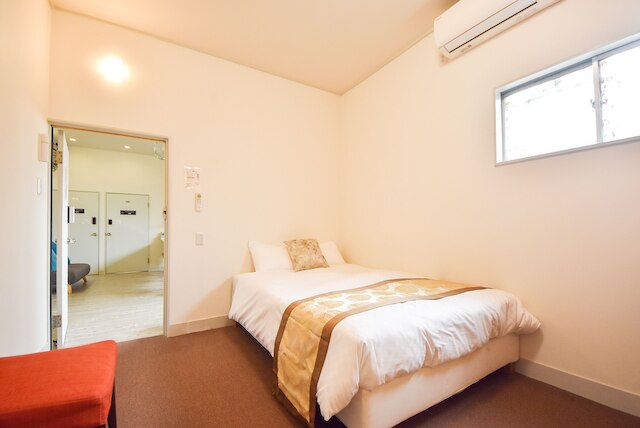 コンフィーステイ猿沢池