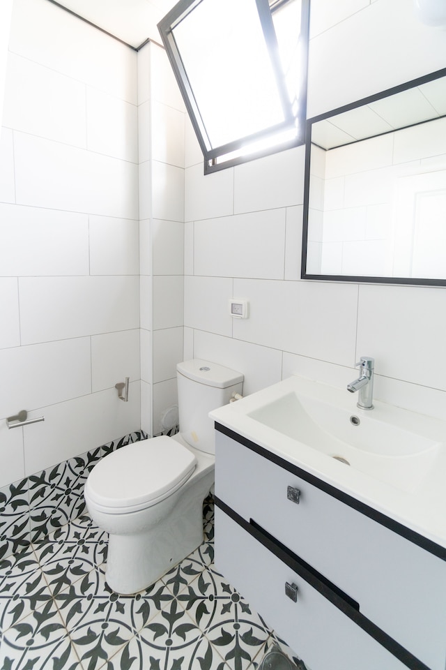 ナハル・オズ 33