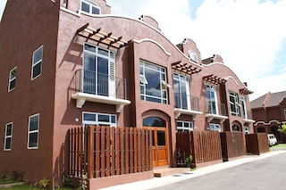 ザ・ゲスト・アパートメンツ・アット・ボーダー・クロッシングス