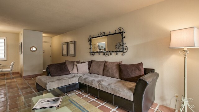 チャーミング 1- ベッドルーム コンドミニアム ステップス トゥ オールド タウン スコッツデール