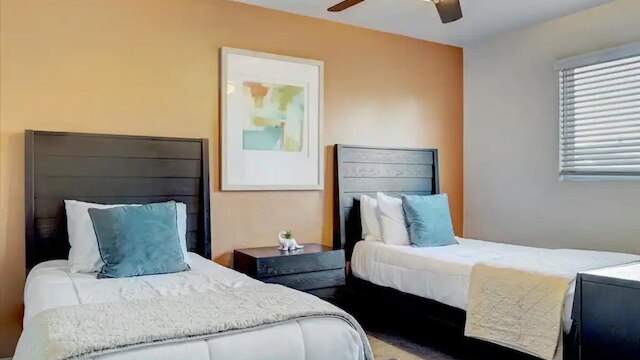 アメージング 4 - ベッドルーム W / バックヤード パラダイス イン スコッツデール !