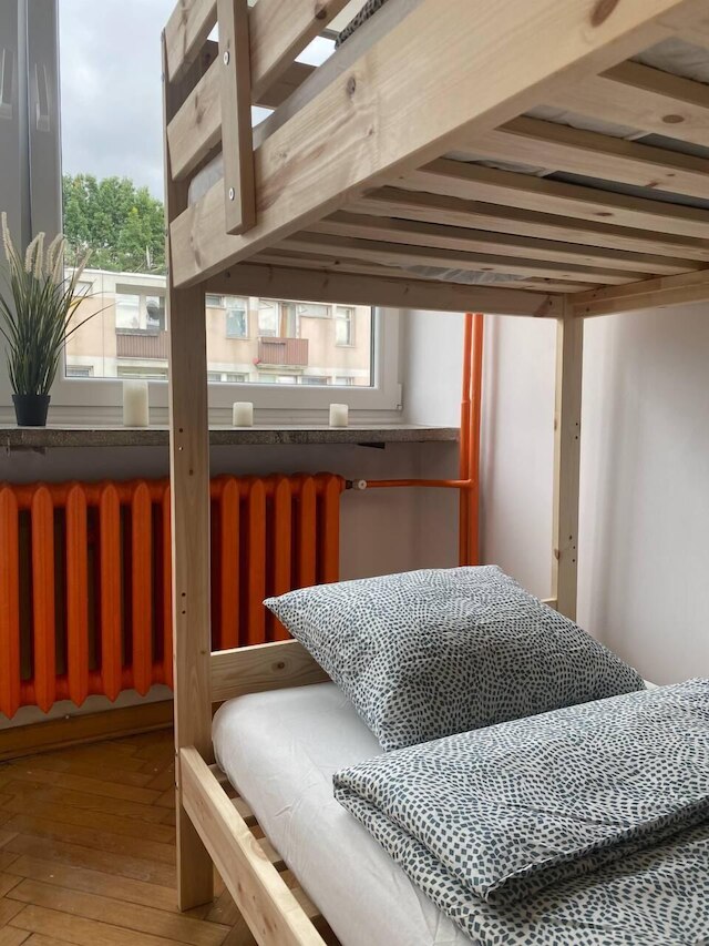 ロフト・ミー・ハウゼズ