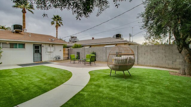 リモデーレド 2 ベッドルーム W/ ヤード イン オールド タウン スコッツデール !