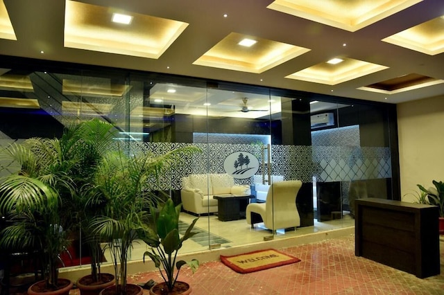 ホテルパインツリー