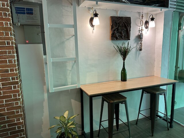 アデン・ホテル