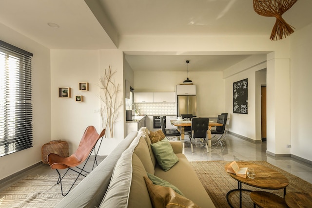 プライムロケーションサニー3ベッドルームアパートメント