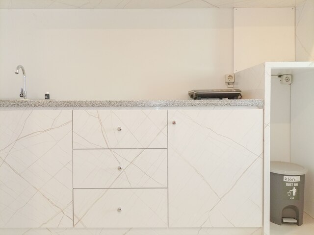 エレガント アンド ミニマリスト スタジオ アット マタラム シティ  アパートメント