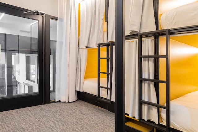 パークアベニューホステル