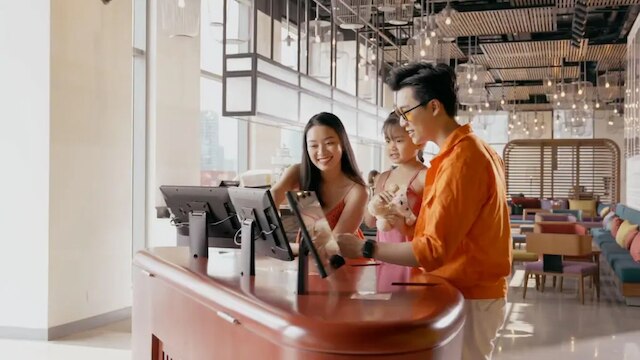 ウィンク アイコン ホテル ダナン リバーサイド - 24アワーズ ステイ & ルーフトッププールバー