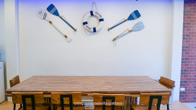 エクスキジットプールヴィラH