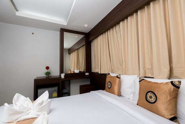 ロイヤルアジアホテルプラトゥナム