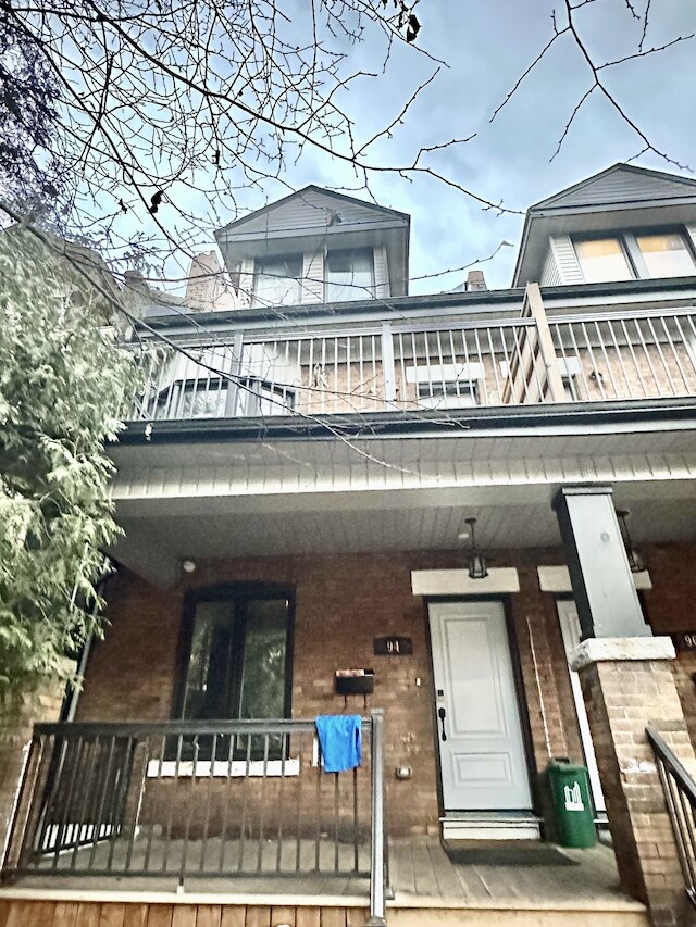 トロント ファーニッシュド ルームズ