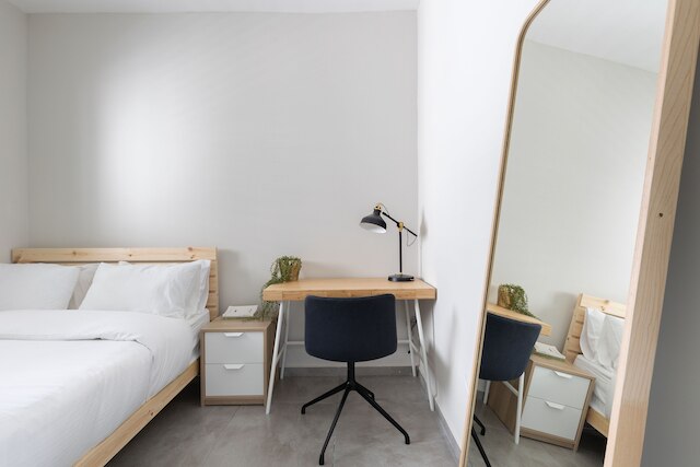 シック アーバン ゲッタウェイ ウィズ バルコニー & ママド バイ シー N レント