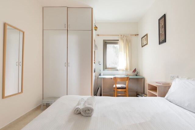 ブライト パール フォー エクスプローリング テル-アビブ