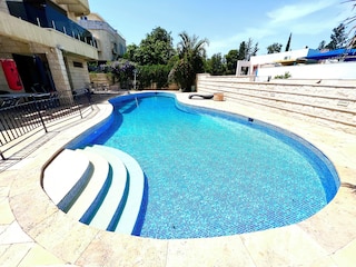 グレース ホロン ヴィラ＆プール