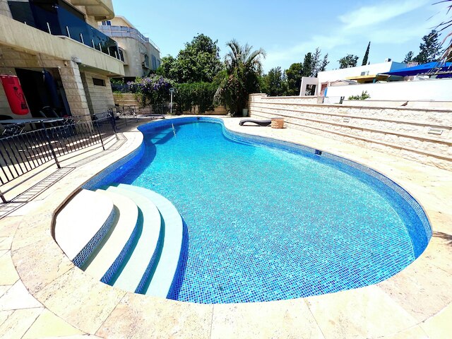 グレース ホロン ヴィラ&プール