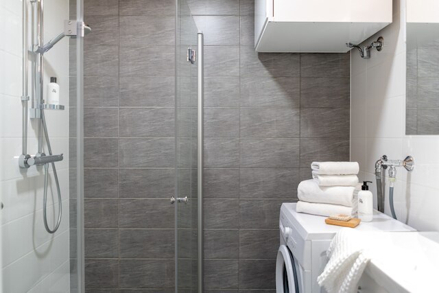 大きな日当たりの良いテラス付きのスタイリッシュなアパート