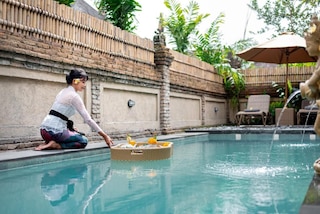 サントシャ プレイス