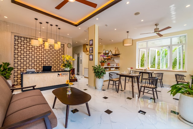 ホイアンメリーデアートホテル