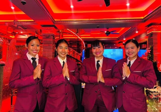 ザ・グローブ ホテル バー アンド レストラン