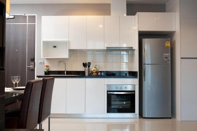 Jレジデンストンローヨン8