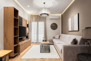 アクロポリス エリート レジデンシズ