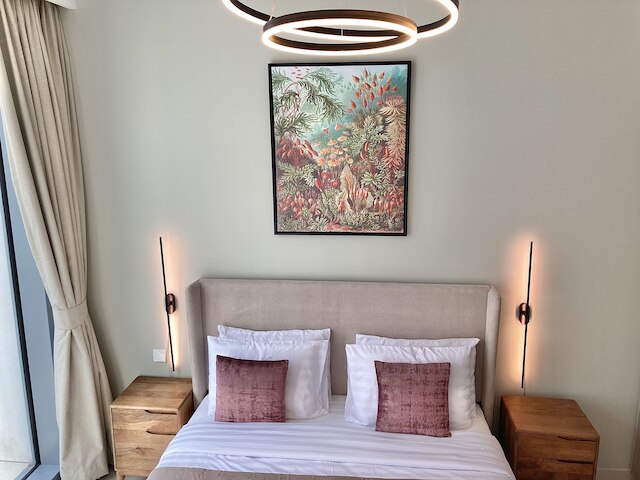 スーパーホスト - スタイリッシュ アパートメント フェイシング クリーク ハーバー