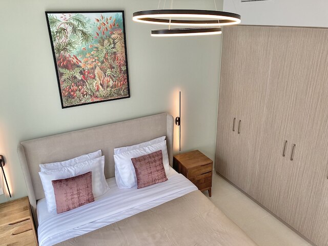 スーパーホスト - スタイリッシュ アパートメント フェイシング クリーク ハーバー