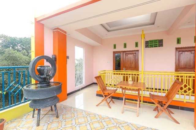 ハッピーシャリーアホテル